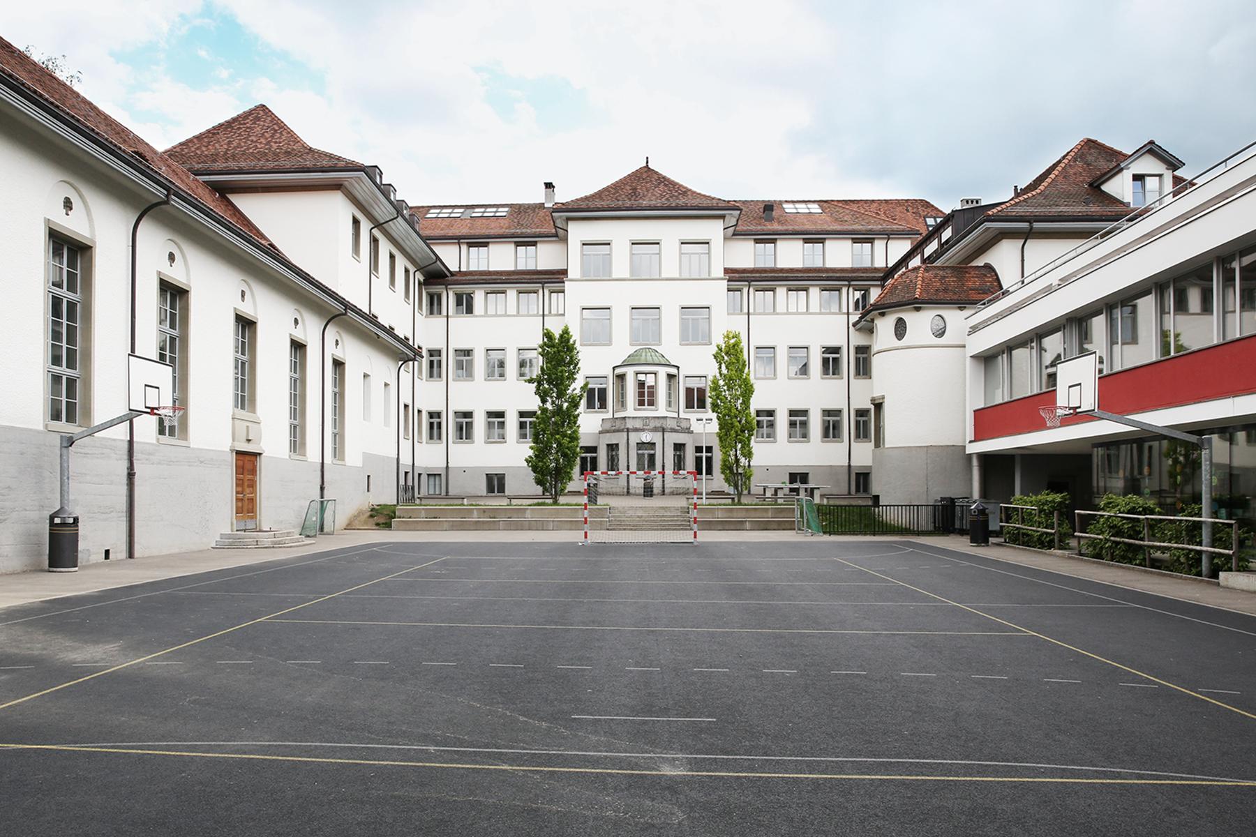 Volksschulhaus Laubegg